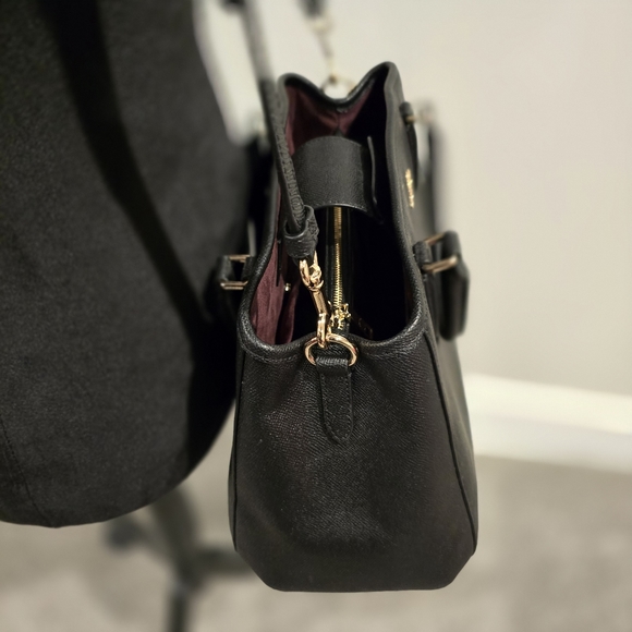 Coach purse and wallet - Picture 4 of 7